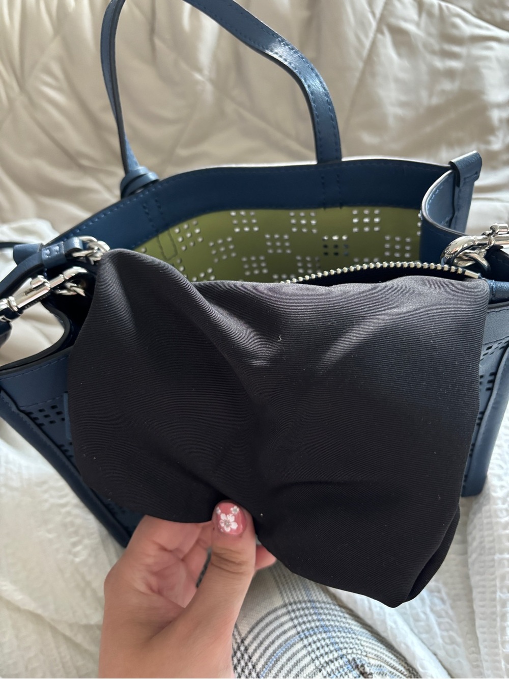 Marc Jacobs Mini Grind Crossbody Tote in Blue Sea Perforated Leather - Picture 3 of 10